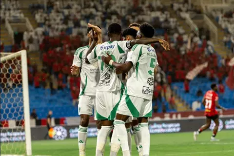 أهلي جدة يحسم صفقته الصيفية الثانية